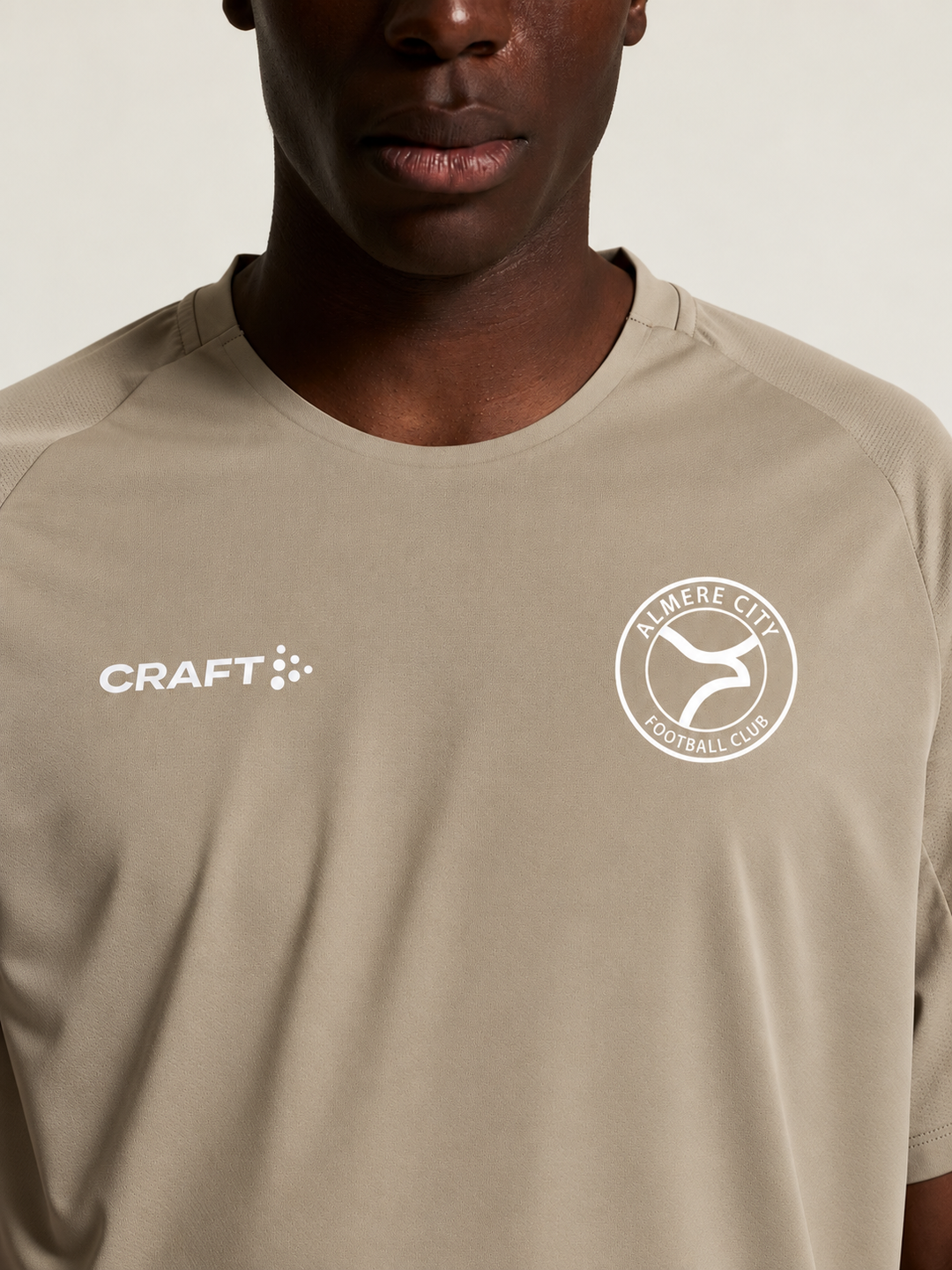 ACFC Staff Premium Trainingsshirt Beige 26-27